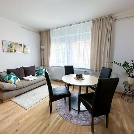 Wohnung Zum Wohlfuehlen! Feldbach  Buitenkant foto